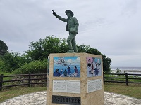 WY