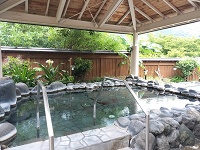 優雅にくつろぐ