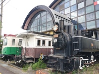 電車がいっぱい