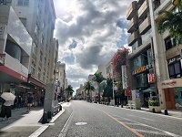 ガラガラの国際通り